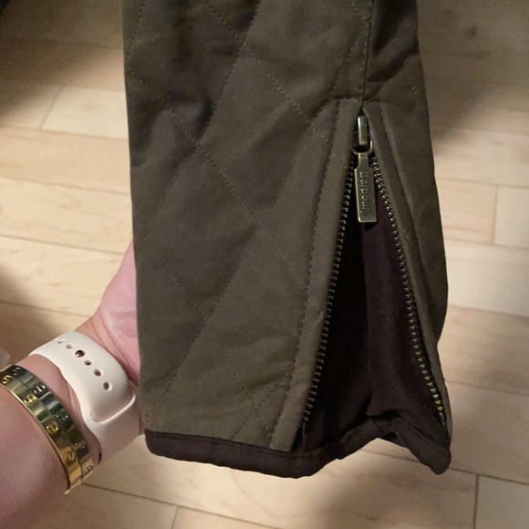 Women’s Barbour jacket - Picture 6 of 6